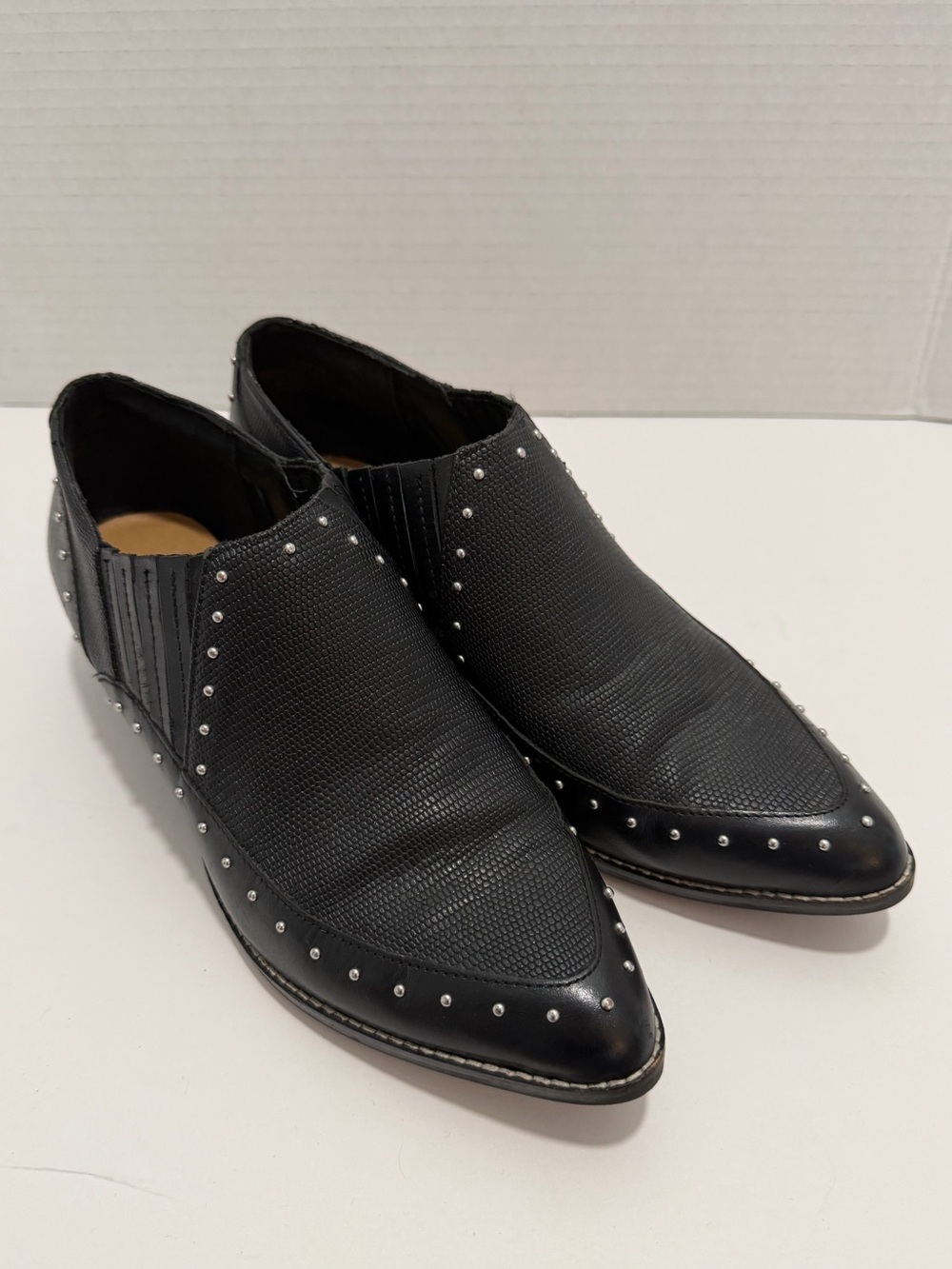 Crown‎ Vintage Kavita Studded Ankle Booties, 7